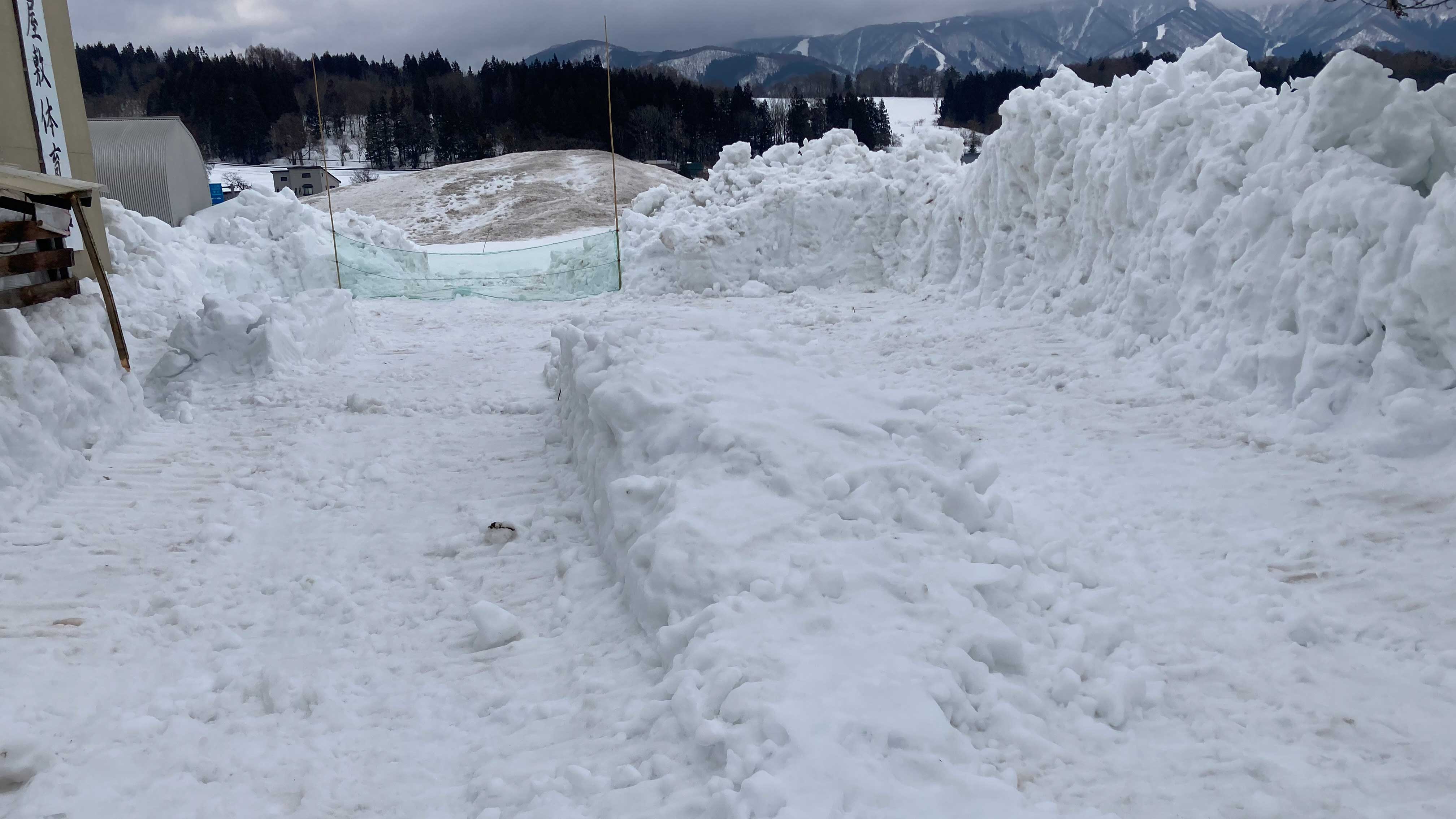 雪上ドッグラン（積雪があるときのみ）