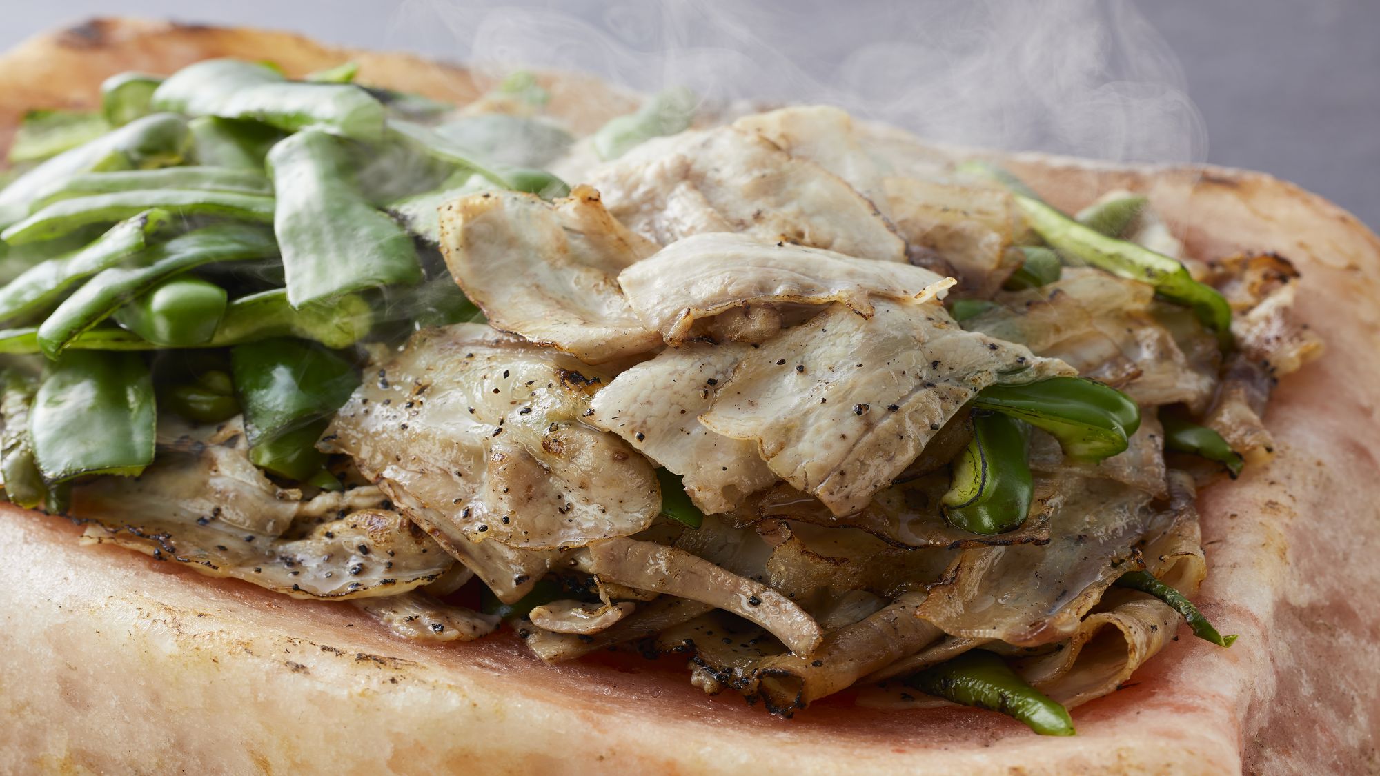 【朝食メニュー】大和ポークの岩塩焼き