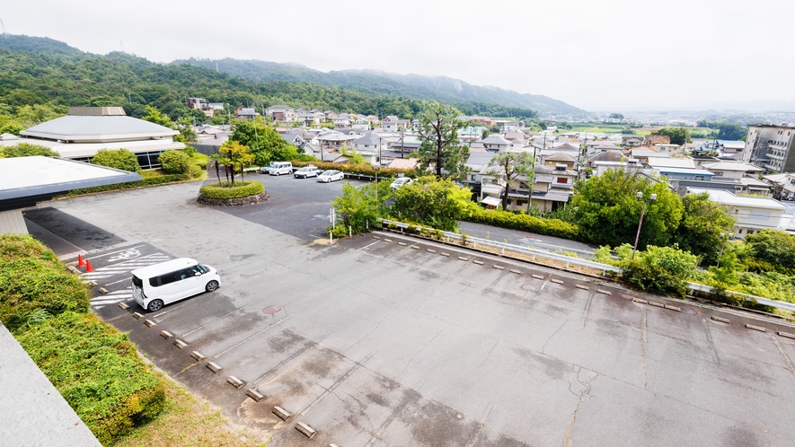 【駐車場】無料でご利用いただけます。