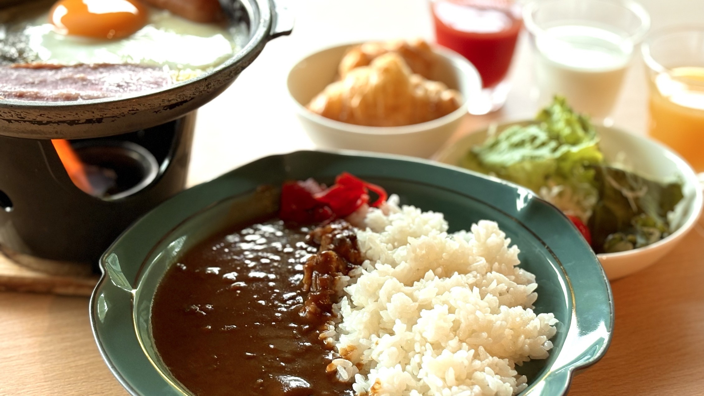 【ラウンジドリンクフリー／朝食のみプラン】気軽に温泉＆サウナ三昧♪宿泊者は岩盤浴1回無料！