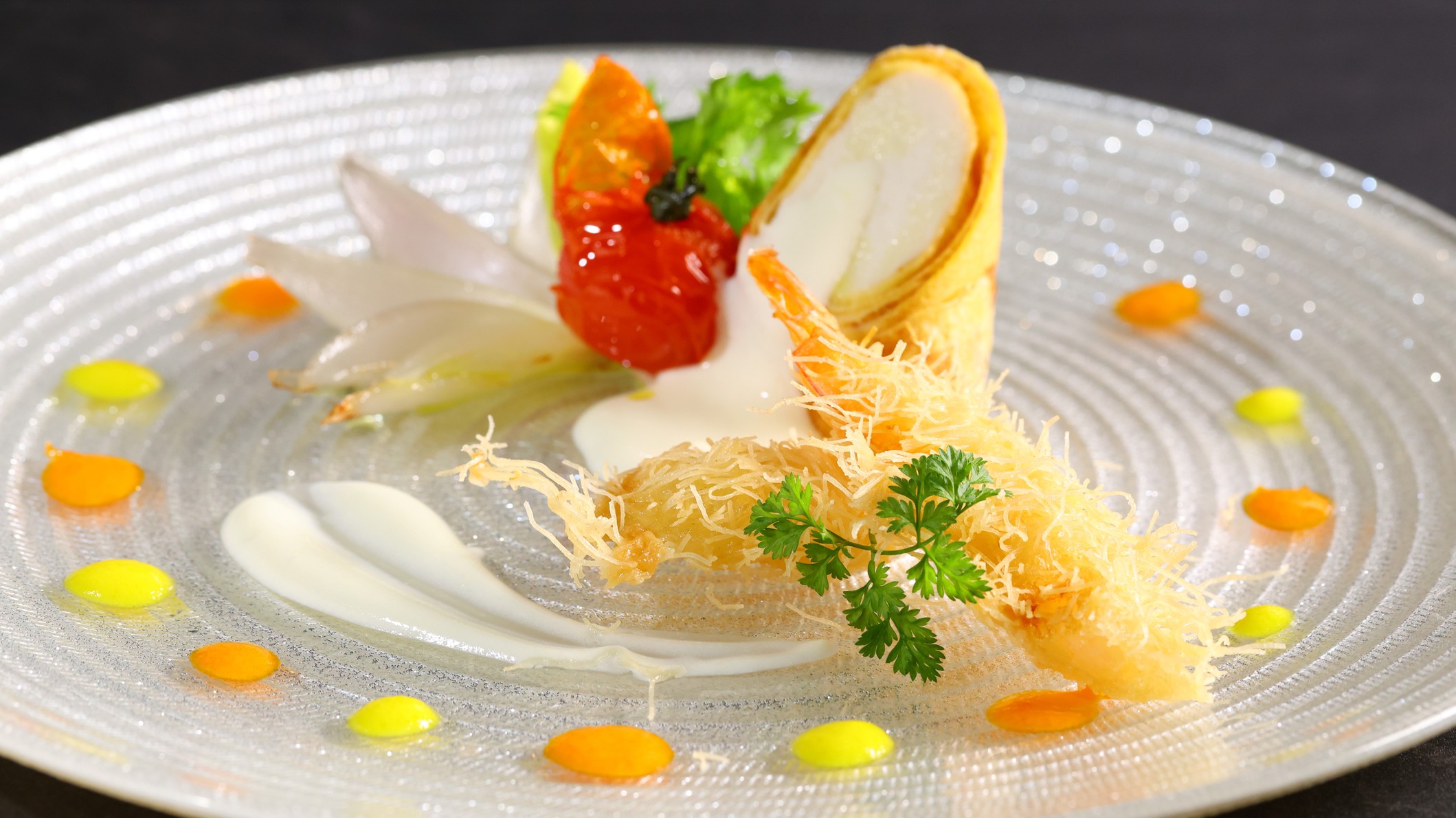 ＜早割28＞【特別会席】人気No.１！伊勢えび、常陸牛など豪華食材を使用した会席料理【さき楽】