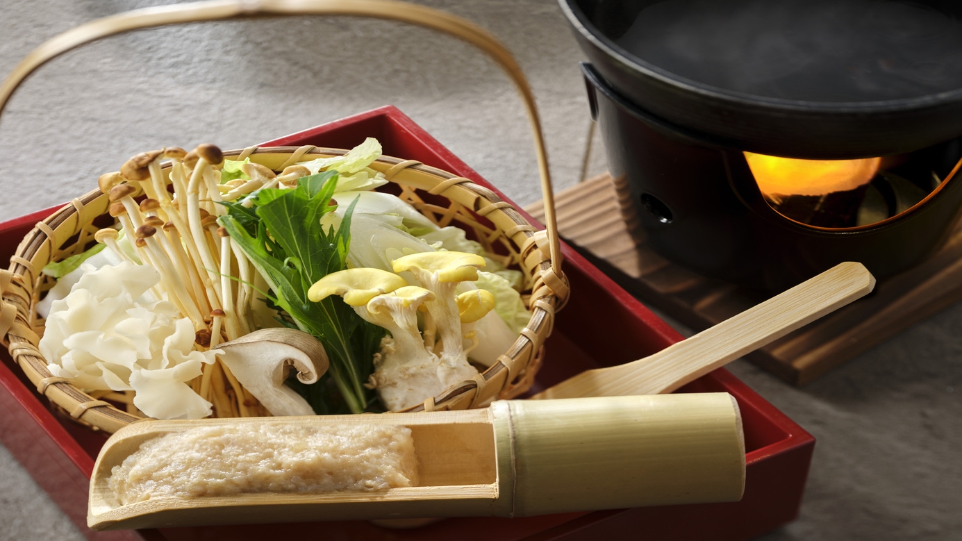 【土地の恵み】「鮑の酒蒸し」付き　人気No.１！新鮮なお刺身や海の幸が味わえる当ホテル一押しプラン