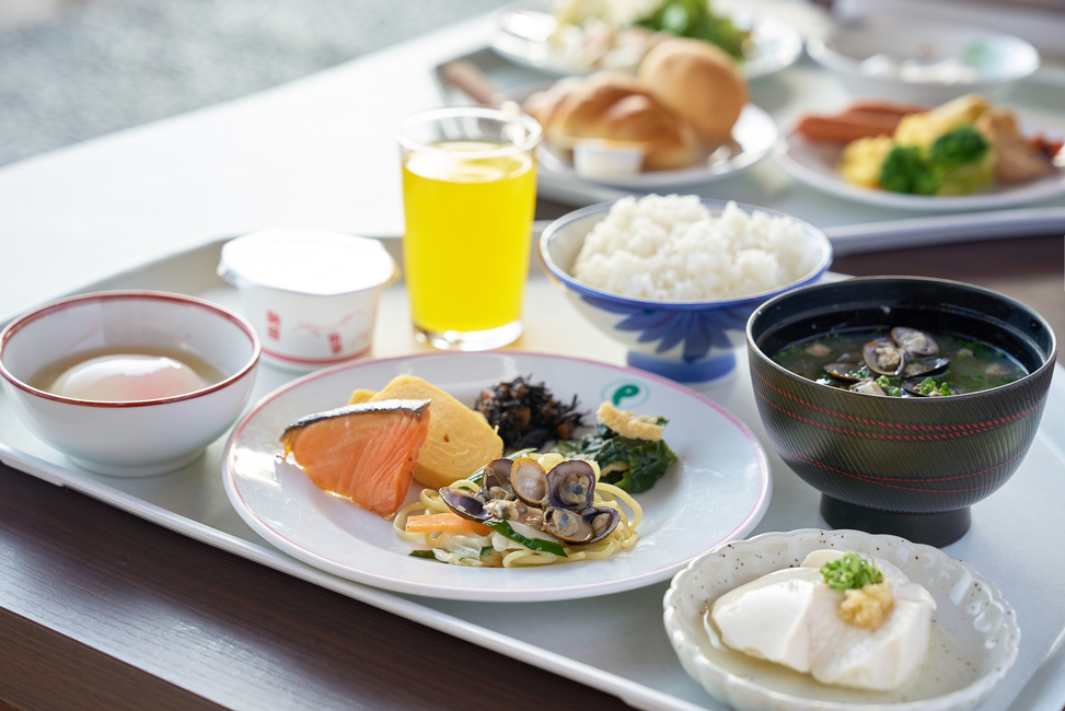 【食事は18:00から】期間限定スペシャルバイキングディナー