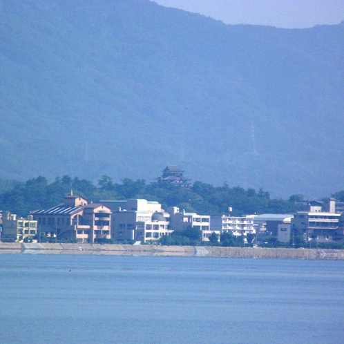 ホテルから見える松江城