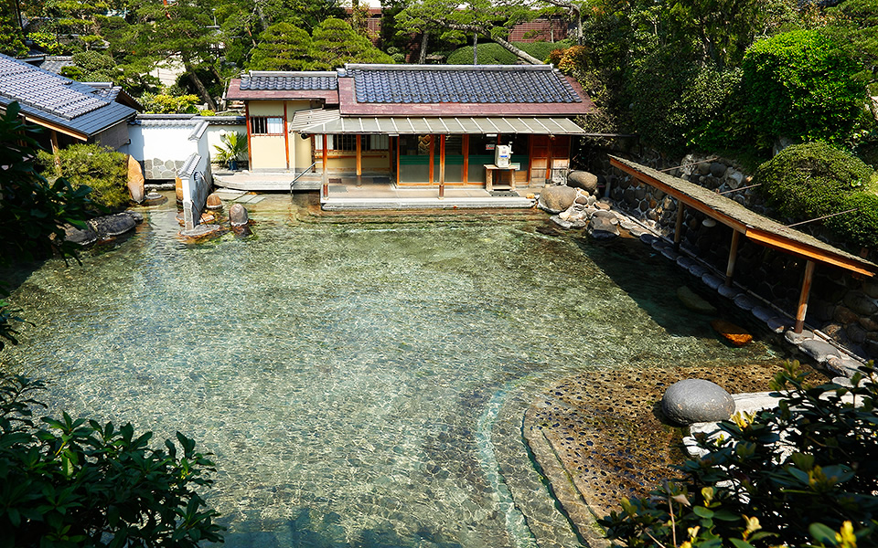 玉造温泉：姉妹館「長楽園」龍宮の湯