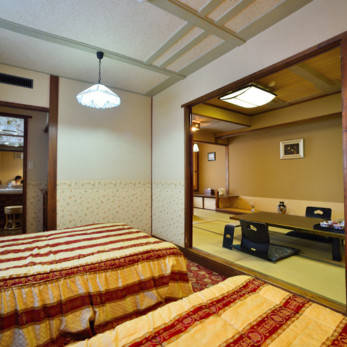 ■Retro Japanese-Western Room (Example) / -An Invitation to Romance- A Taisho-era romantic-style room. The nostalgic atmosphere will soothe you.