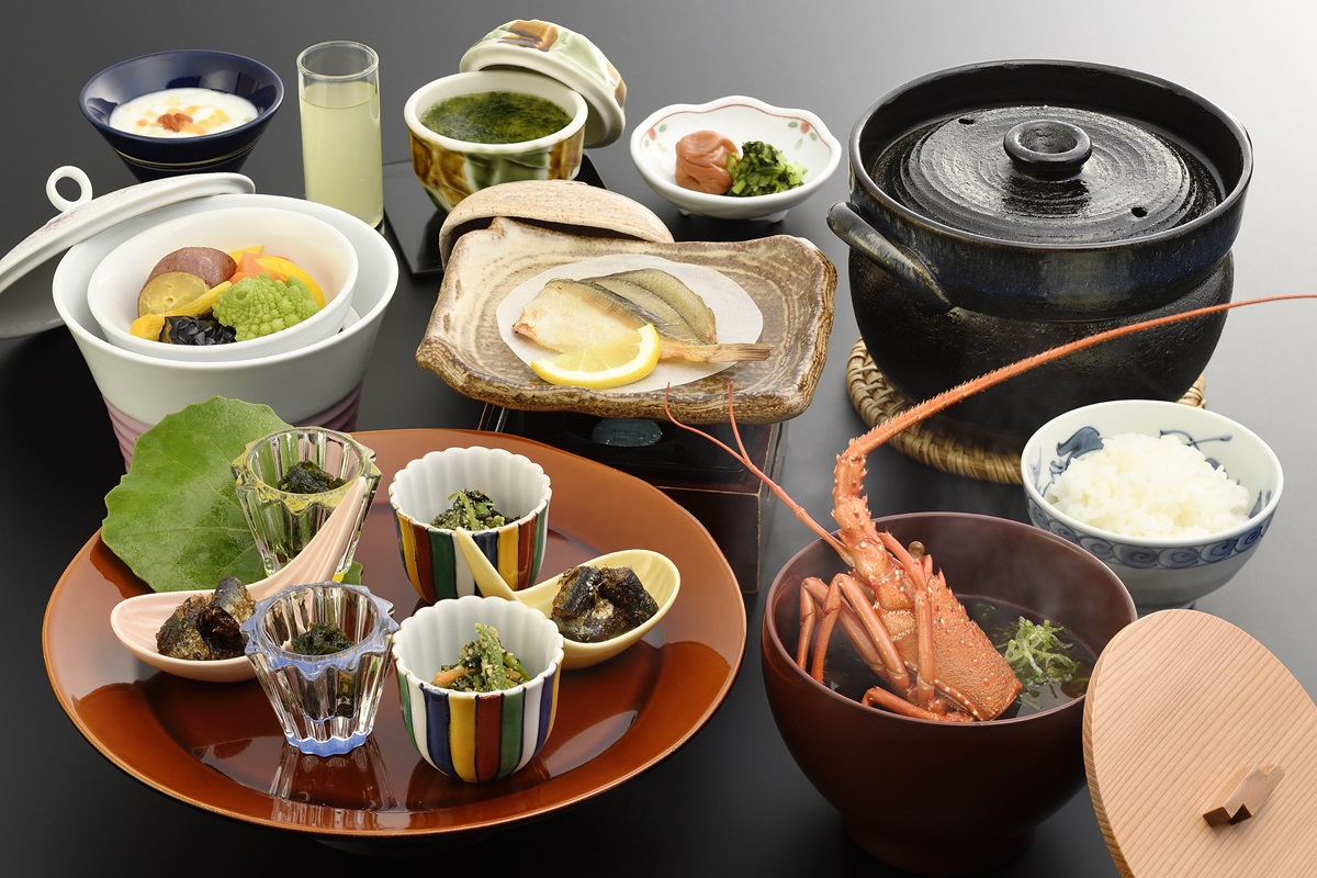 【選べるメイン料理1品】6品の高級食材からお好みのメイン料理を1品チョイス！　1泊2食