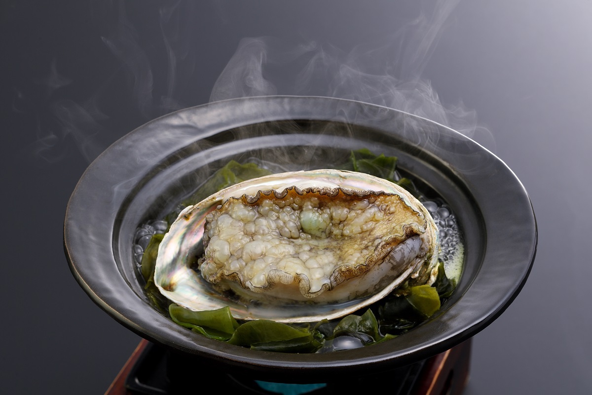 【選べるメイン料理1品】6品の高級食材からお好みのメイン料理を1品チョイス！　1泊2食