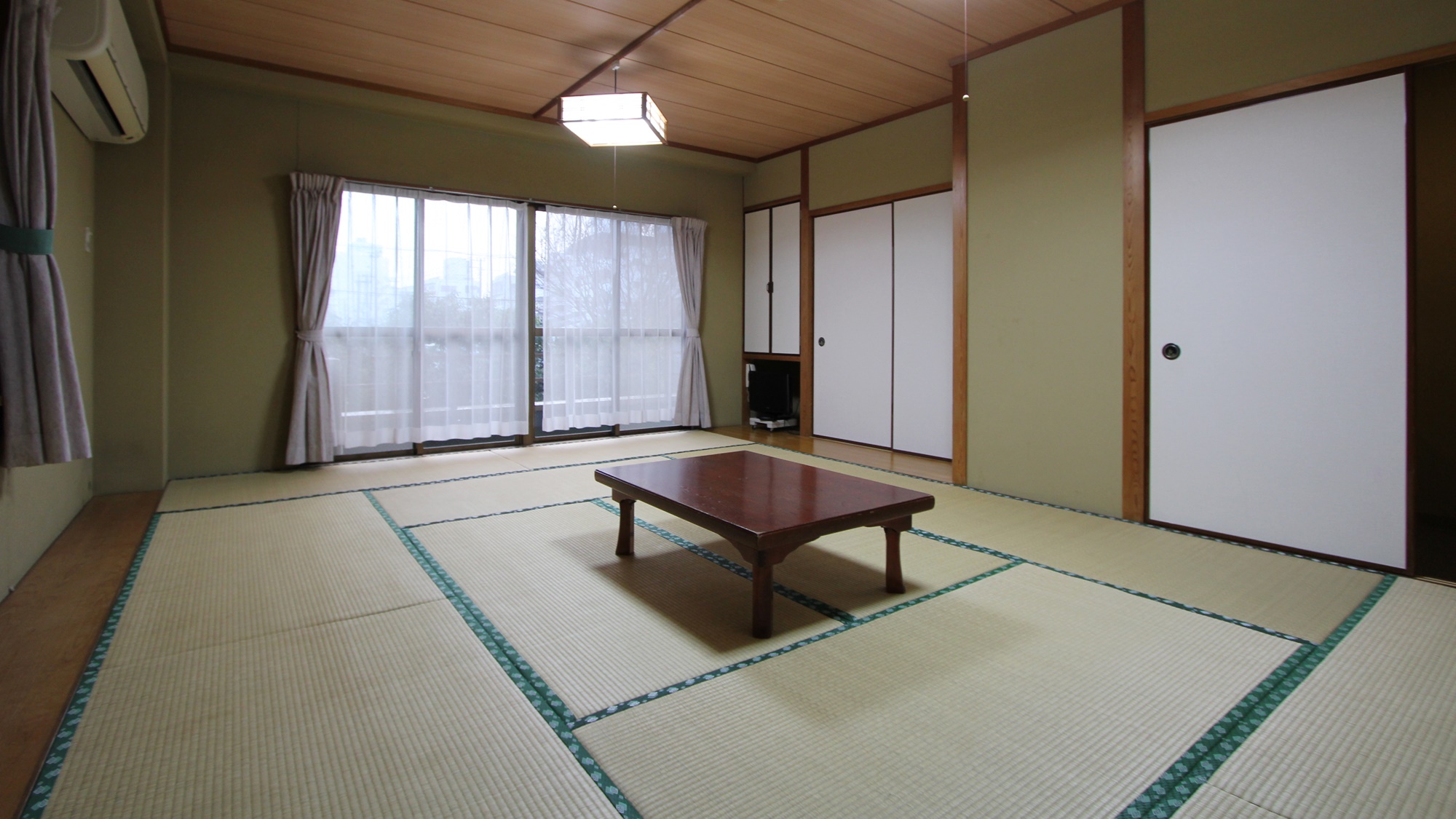 *部屋一例/広々とした和室12畳は、ご家族やグループ様にオススメ！