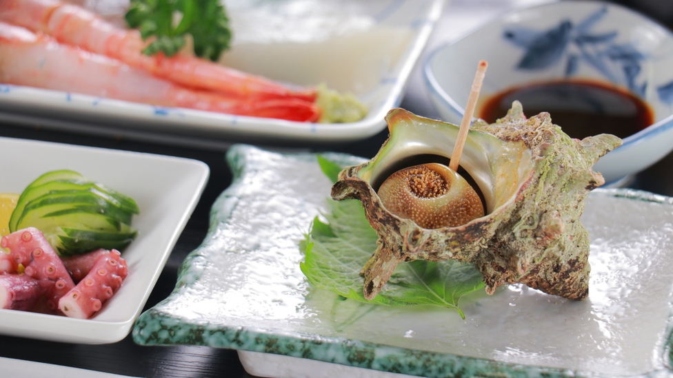 【茹で香住ガニ１杯付き】≪夏限定≫季節の会席コース☆目の前は佐津海水浴場
