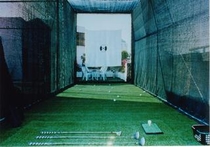 スカイガーデンの小型ゴルフ場／Golf court in Sky Garden