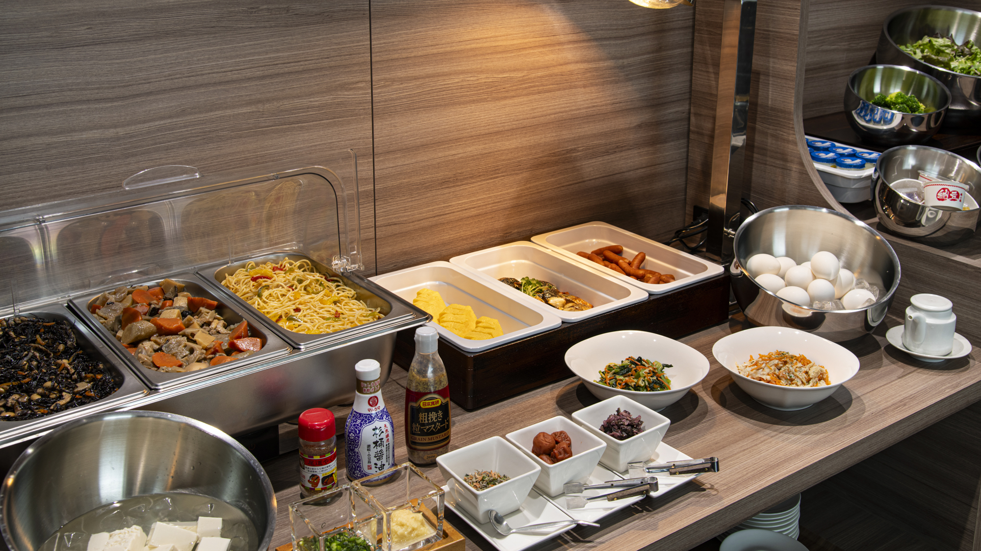 【朝食】和食ビュッフェ（一例）1階ONOMICHI DINING『SAZANAMI〜さざなみ〜』