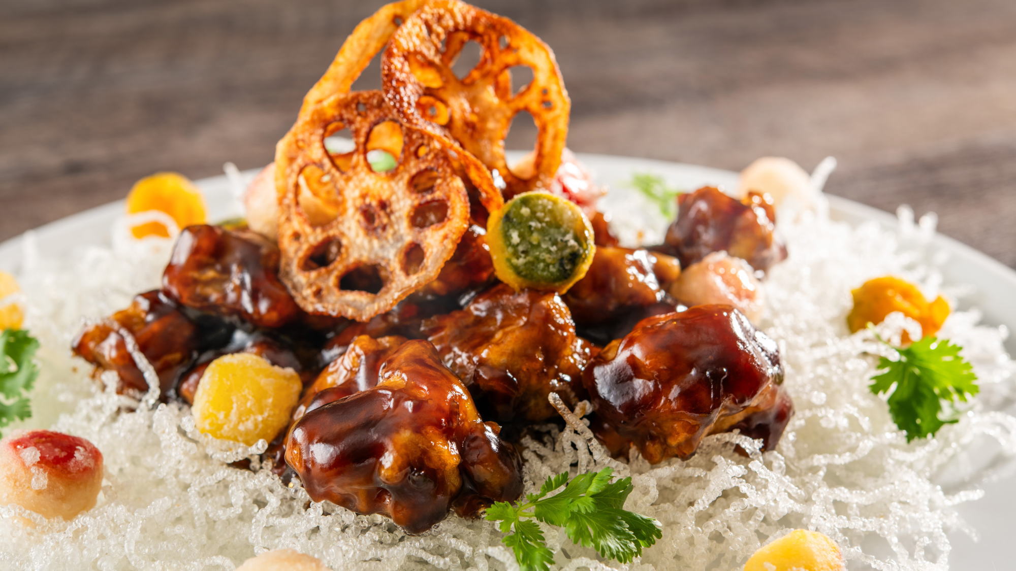 【秋メニュー】豚肉の衣揚げ黒酢ソース