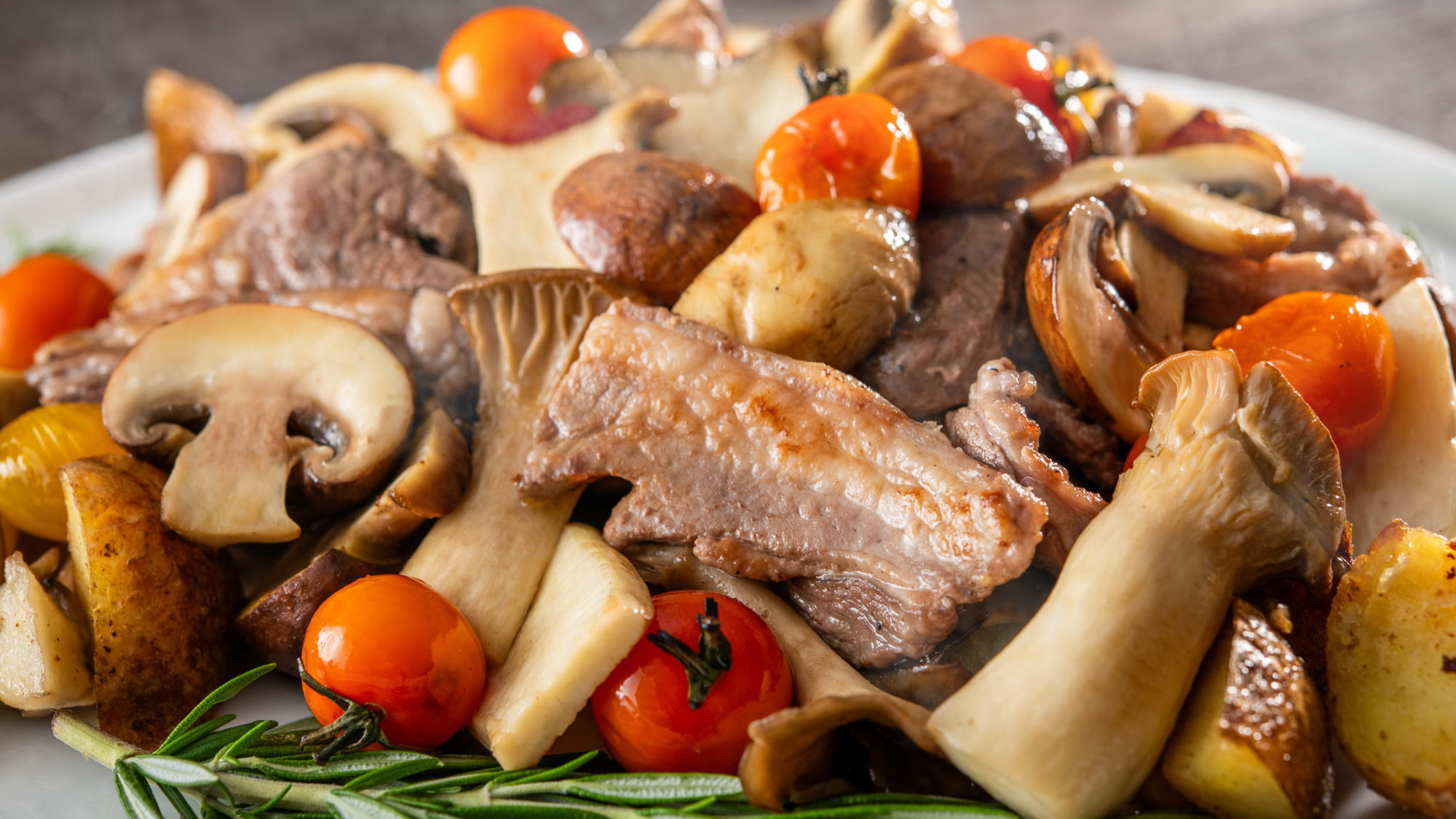 【秋メニュー】子羊ときのこの香草焼き