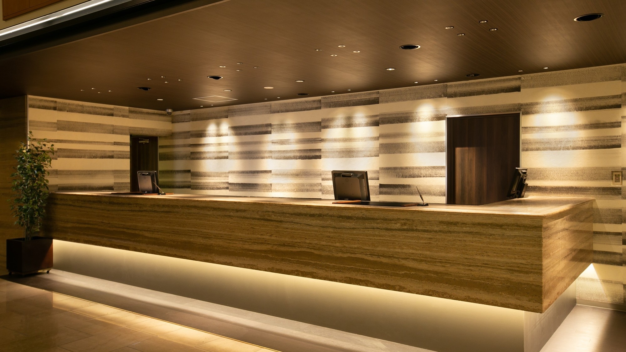 【素泊り】シンプルに素泊り！機能的な客室でゆっくりと♪★ＪＲ長崎駅東口から徒歩5分★