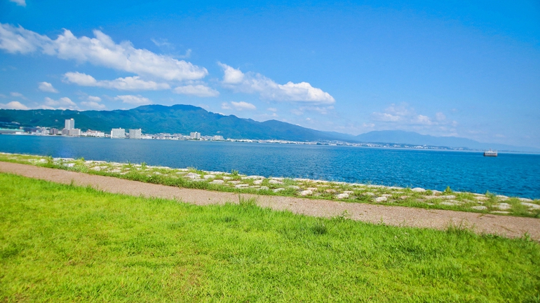＜お日にち限定＞【素泊まり】琵琶湖が一面に広がる絶好のロケーションで温泉満喫♪自由気ままにのんびり旅