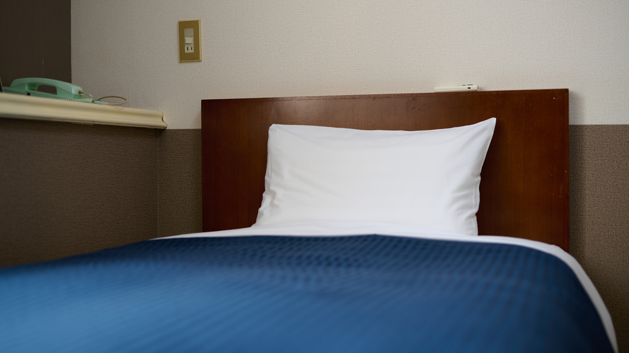 コンパクトシングル★Wi-Fi接続無料