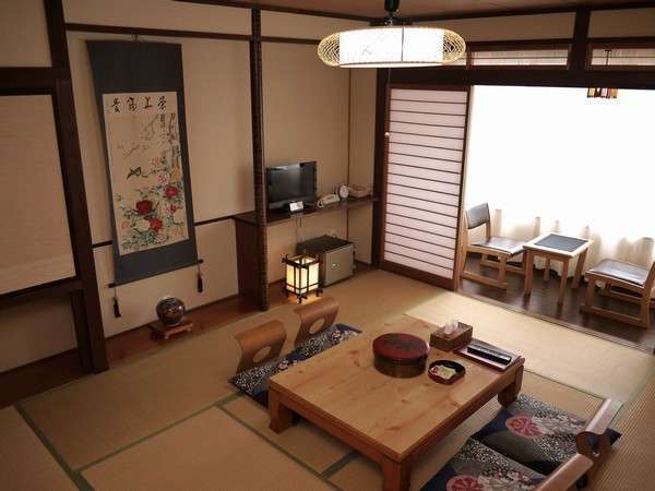Japanese-style room 10 tatami mats (* The photo is an image.)