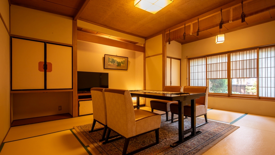 *【部屋一例／特別室すずらん（1階）】お庭が近く四季の移ろいを感じられます。