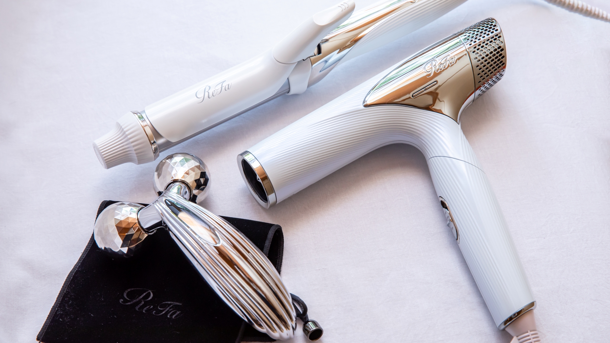 *【特別アメニティ・Refa】3室限定でドライヤーやアイロン・フェイスローラーをご利用いただけます。