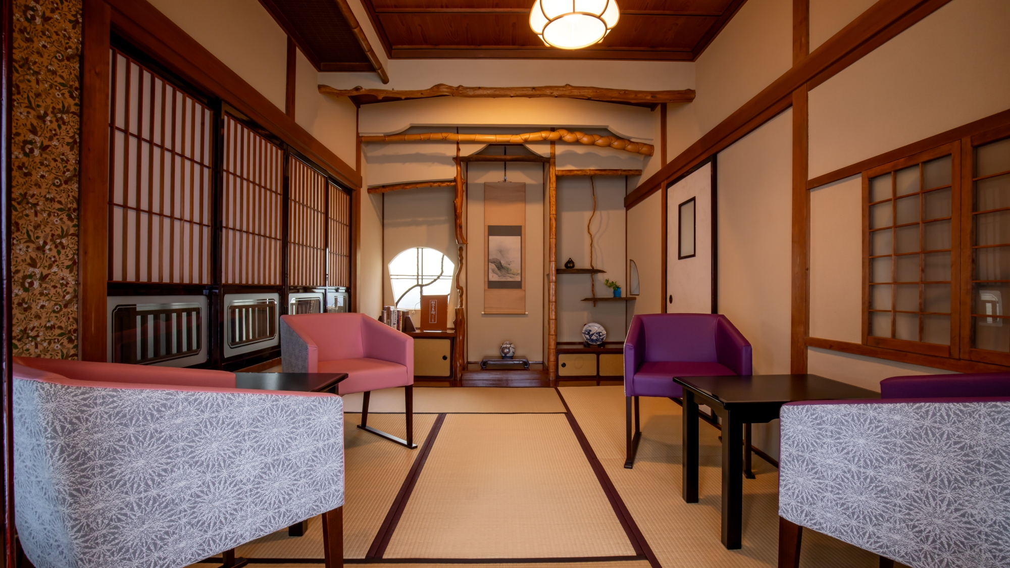 *【特別ラウンジ・美（うつくし）】築100年のお部屋を改装したラウンジ。1日1組限定の特別な空間。