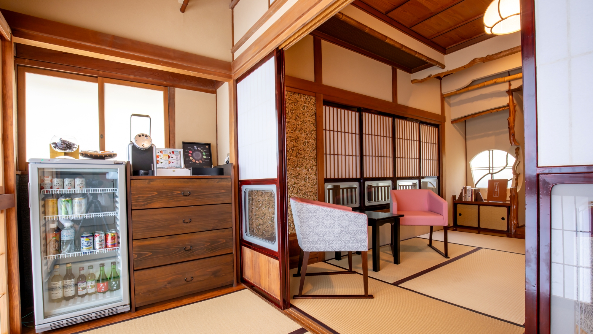 *【特別ラウンジ・美（うつくし）】長野県産のお酒やソフトドリンクが無料でご利用いただけます。