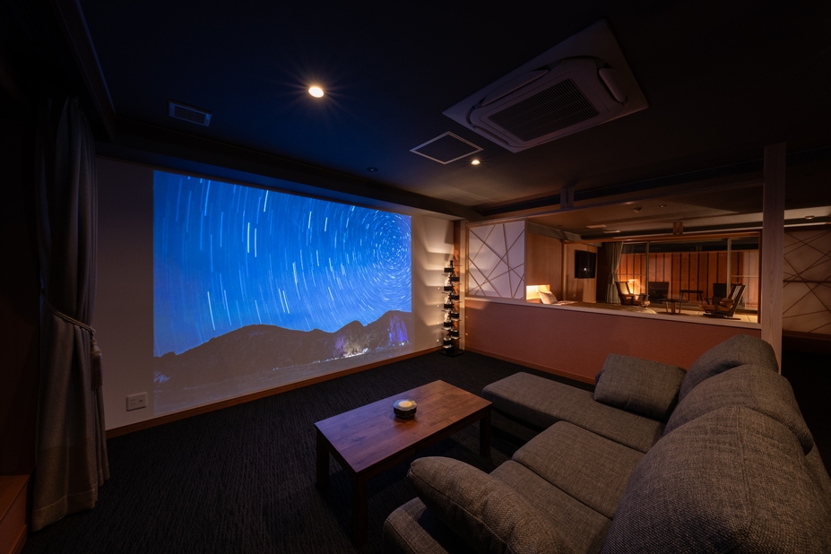 【サウナ＆露天風呂付客室】プライベートサウナと沢水風呂で【ととのう】景観抜群露天風呂と大きい内風呂も