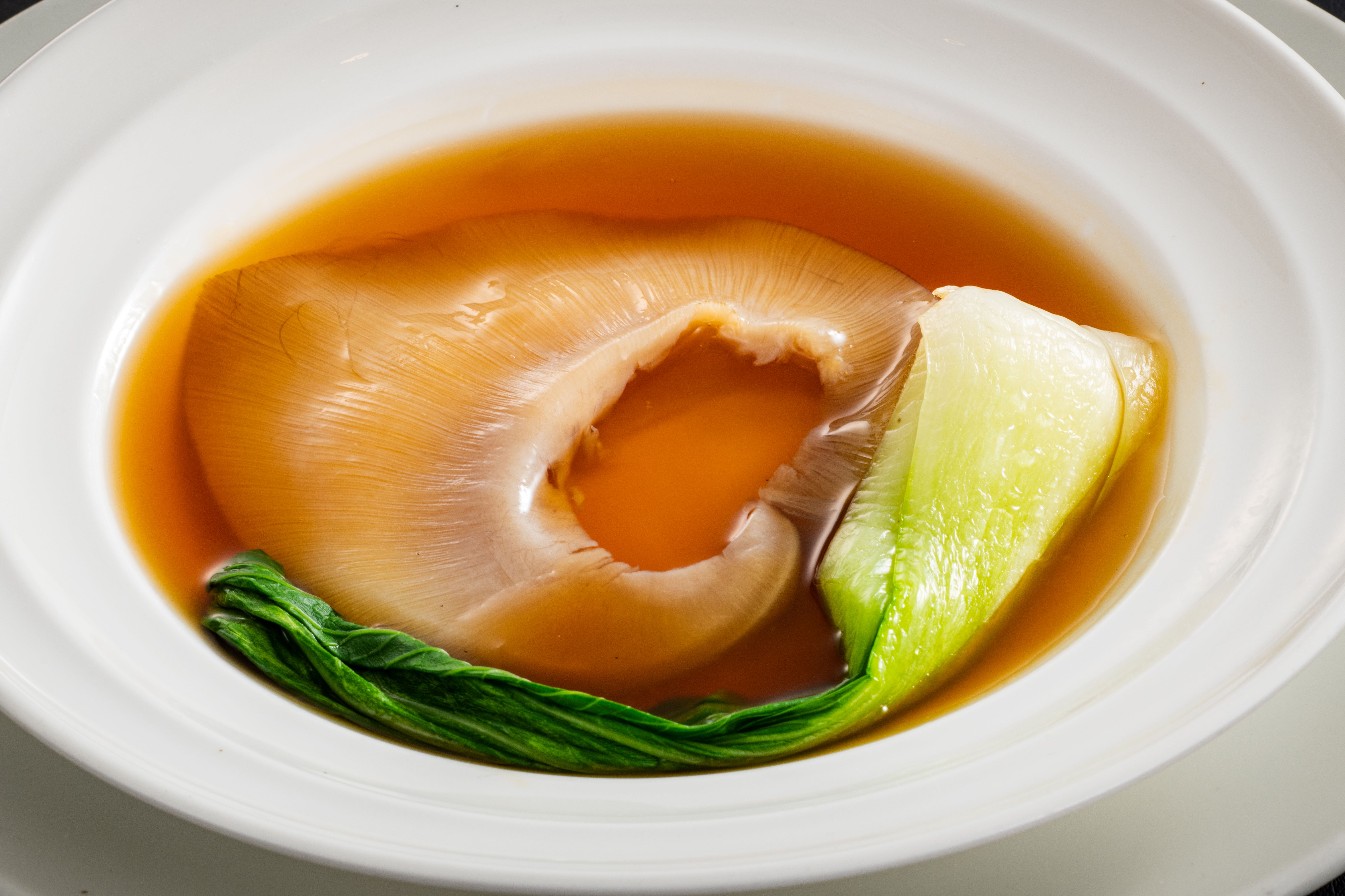 【 匠の饗宴　～贅の極み会席～】 　銚子産フカヒレの姿煮