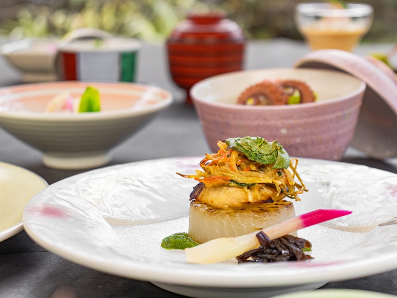 【楽天限定】ブロンズアワード受賞記念10％OFF！客室は最上階和モダン客室♪食事も湯ったり半個室で…