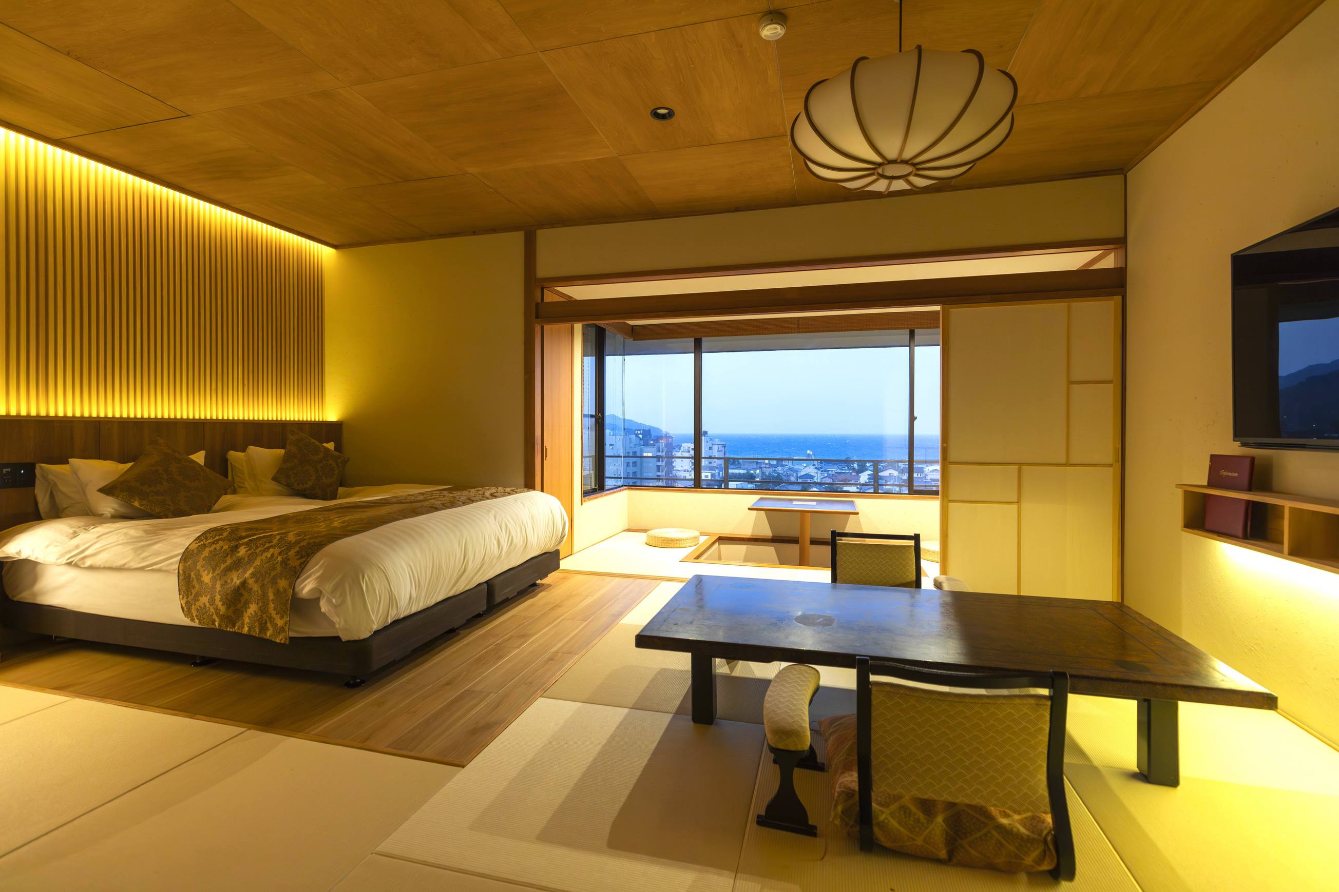 【2024年新装】海望める標準室〈和洋室10畳+自然豊かな内風呂〉