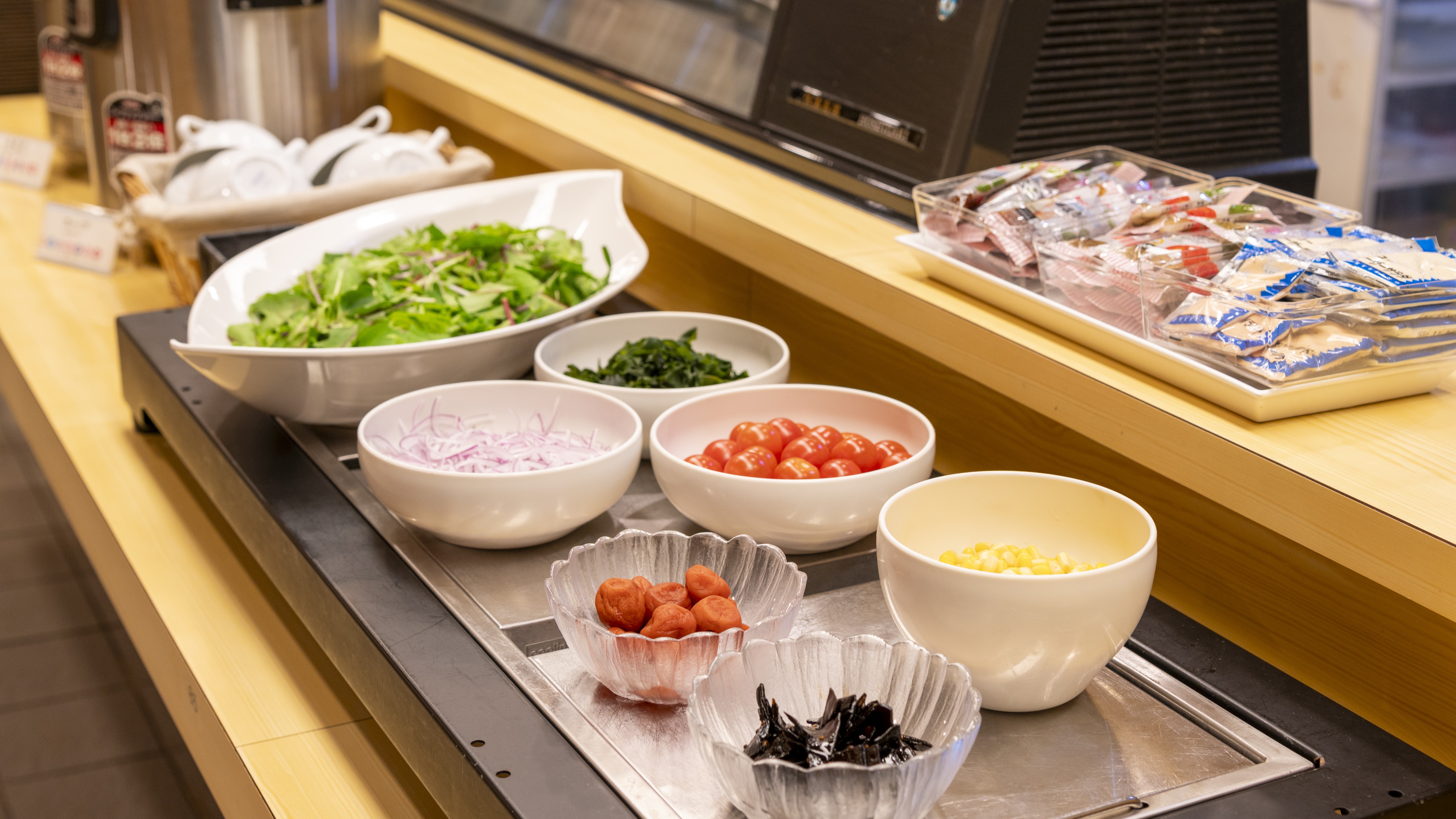 朝食膳＋ハーフビュッフェ「大切な朝ごはん」（一例）