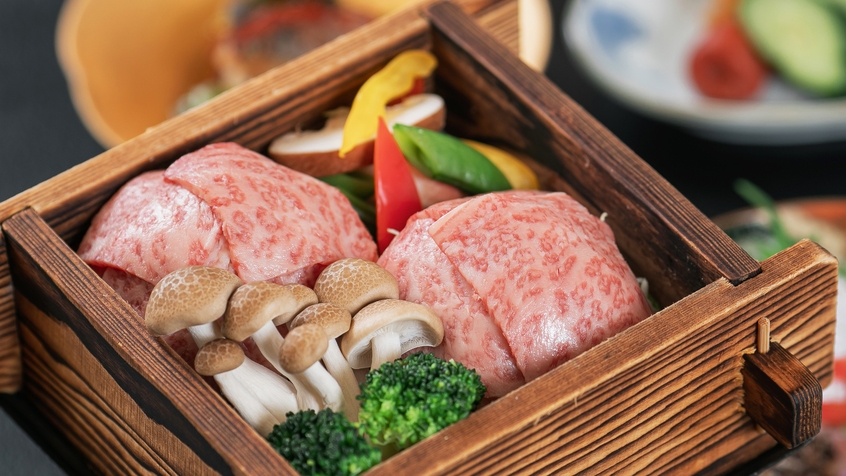 【お部屋なし】◆お昼の日帰り◆お食事処で楽しむ創作源泉会席プラン