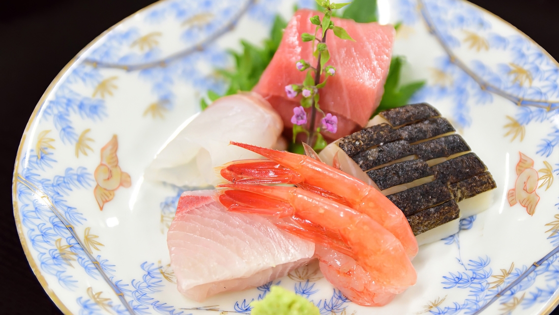 【A5にいがた和牛＆日本海産アワビ】当館最高ランクの料理を愉しむ【この日は特別！贅沢プラン】