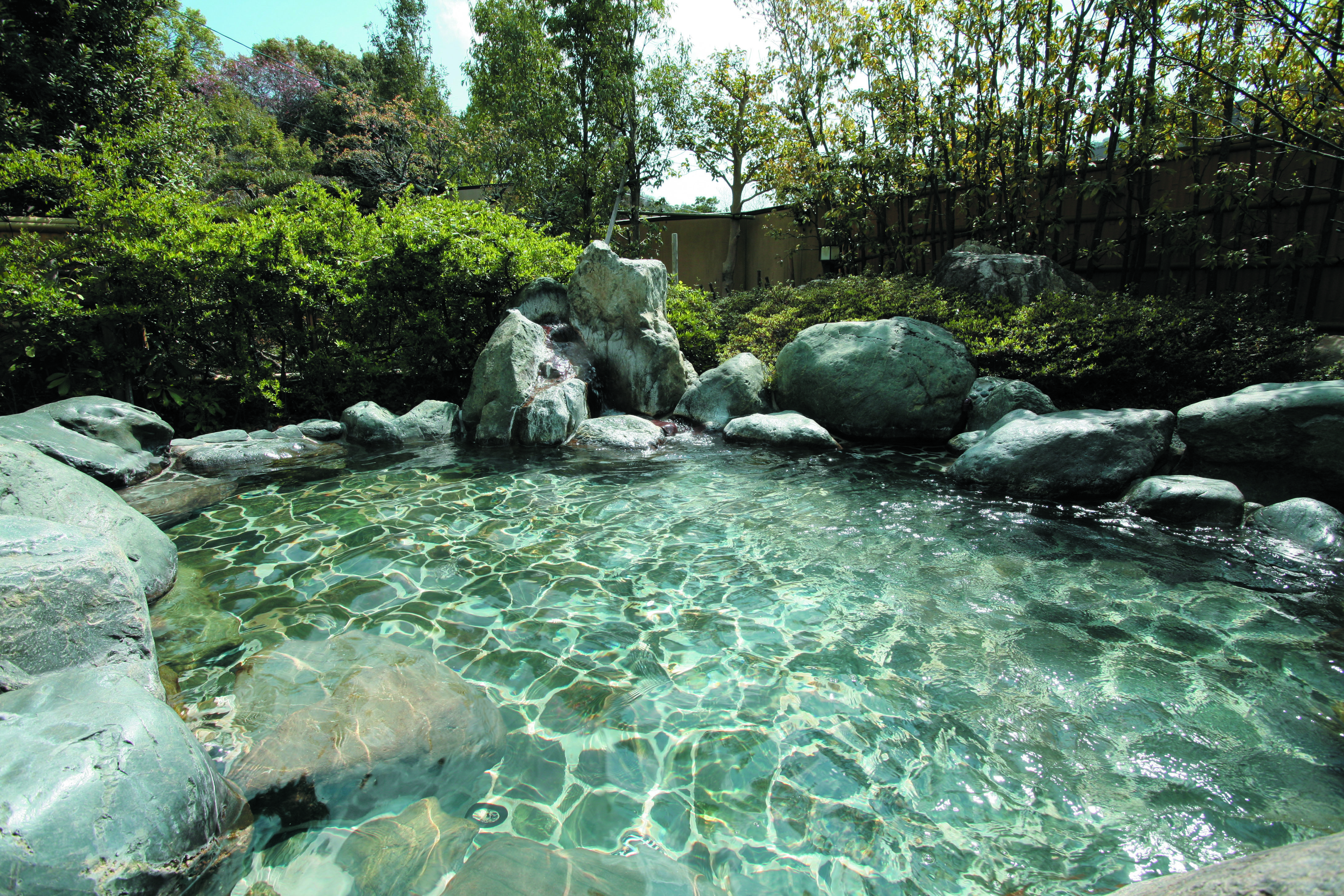 殿方用露天風呂