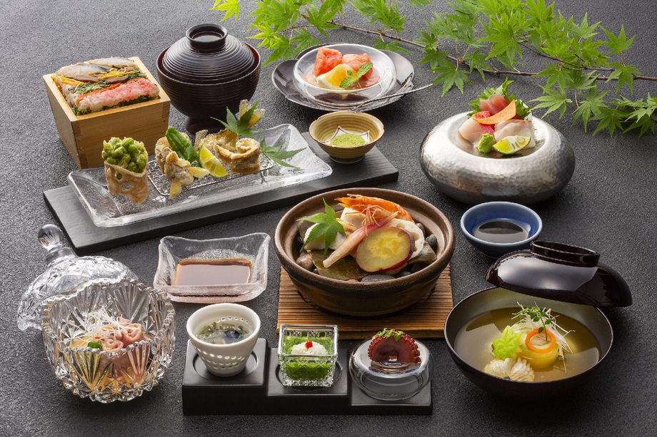 日本料理「藍彩」でいただく四国の味覚『四国味めぐり会席』