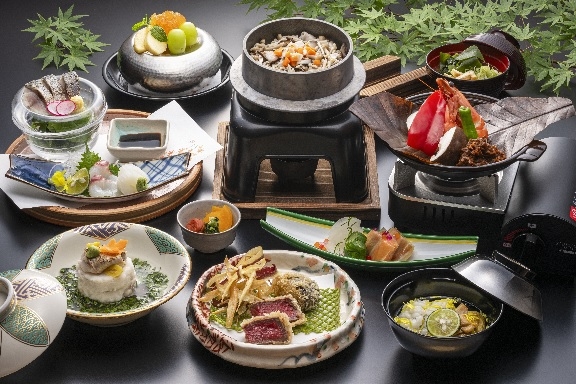 日本料理「藍彩」でいただく四国の味覚『調理長おすすめ郷土会席』