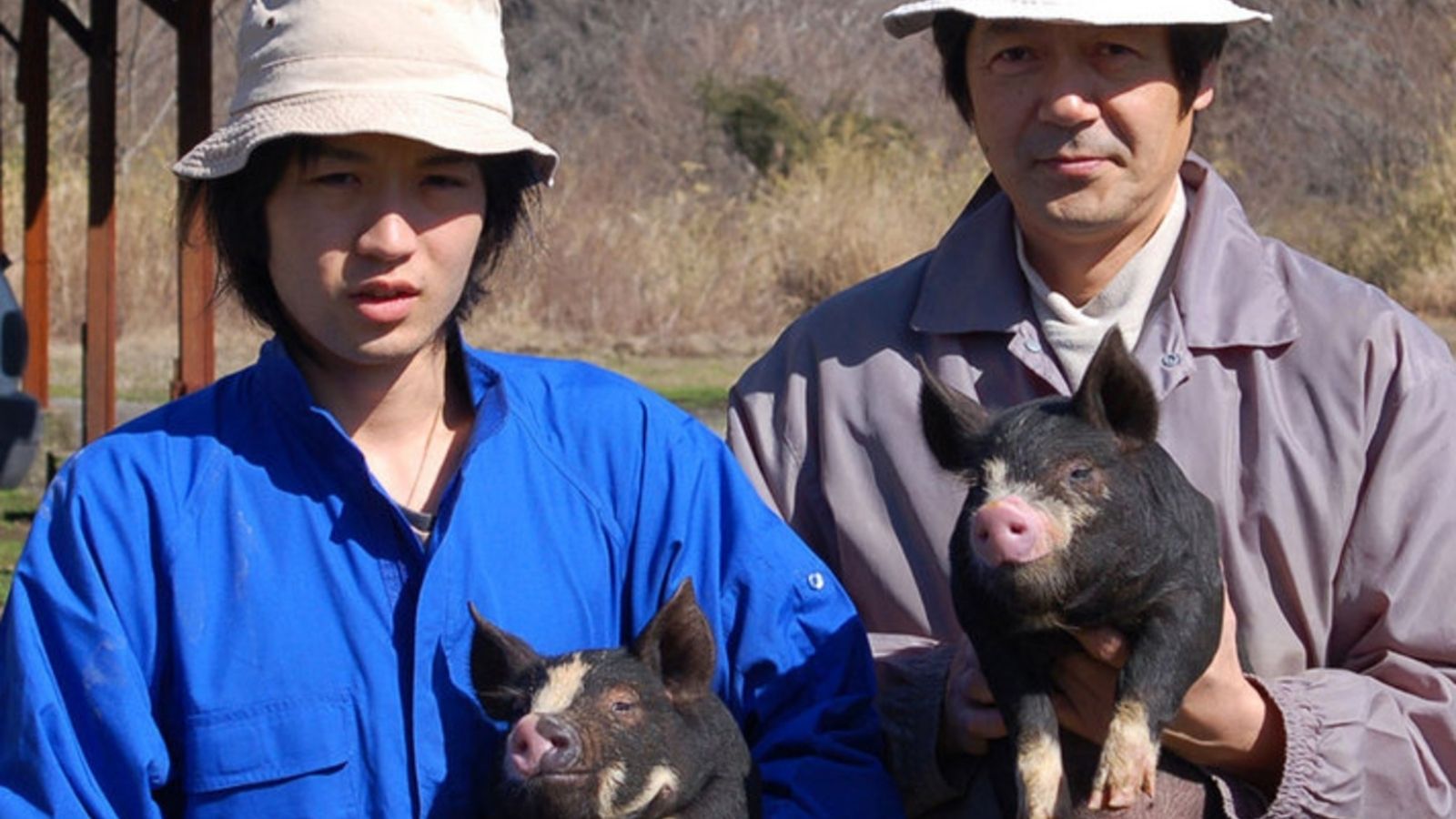 契約牧場佐藤さん親子