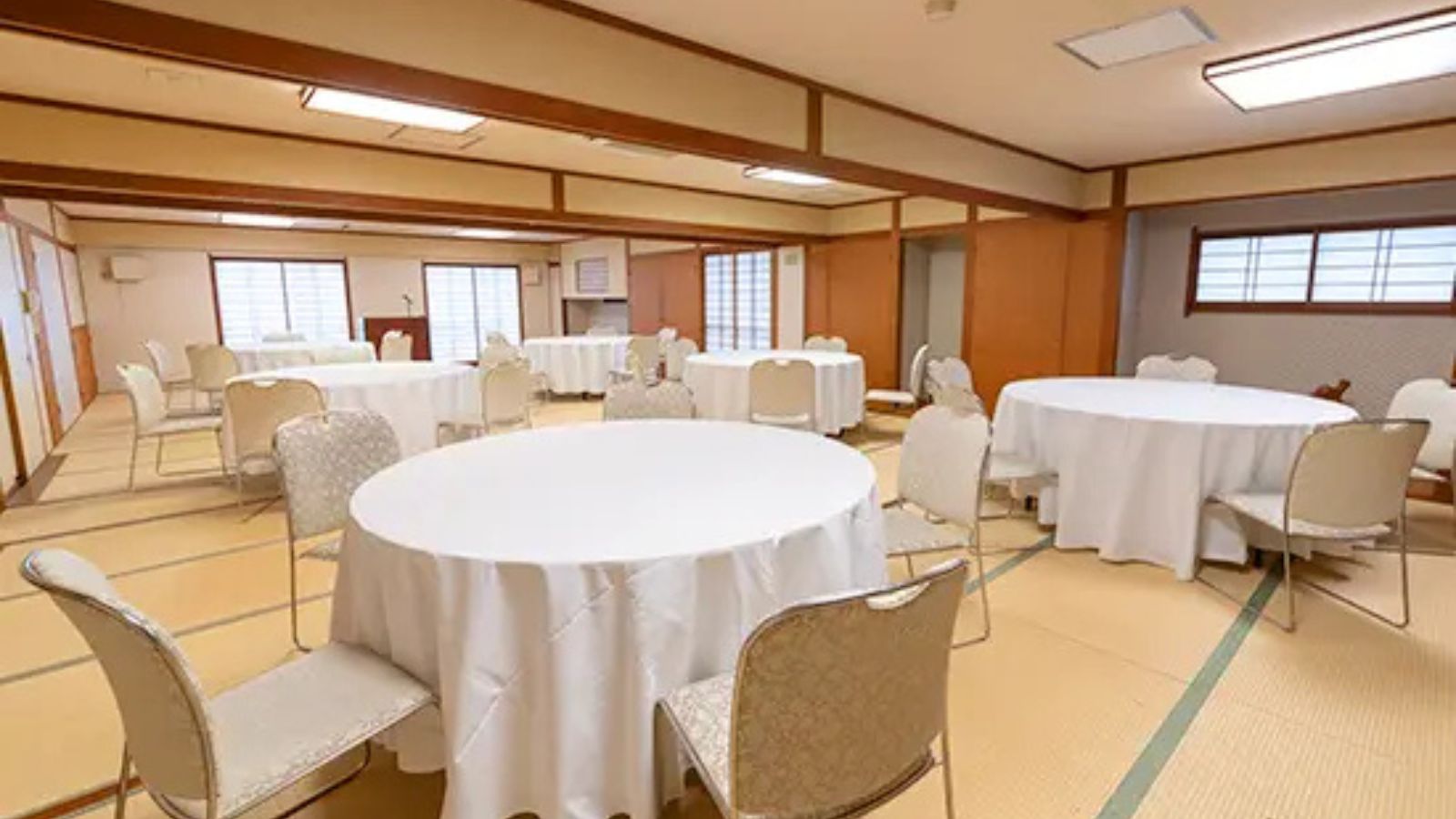 【宴会場】グループでのお食事にご利用いただけます