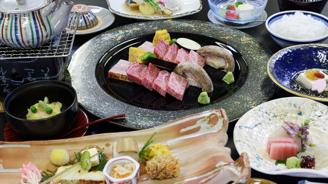 ♪人気No.1♪　季節の彩り懐石とA5等級飛騨牛の共演【旬の懐石　雪コース（プレミアム）】