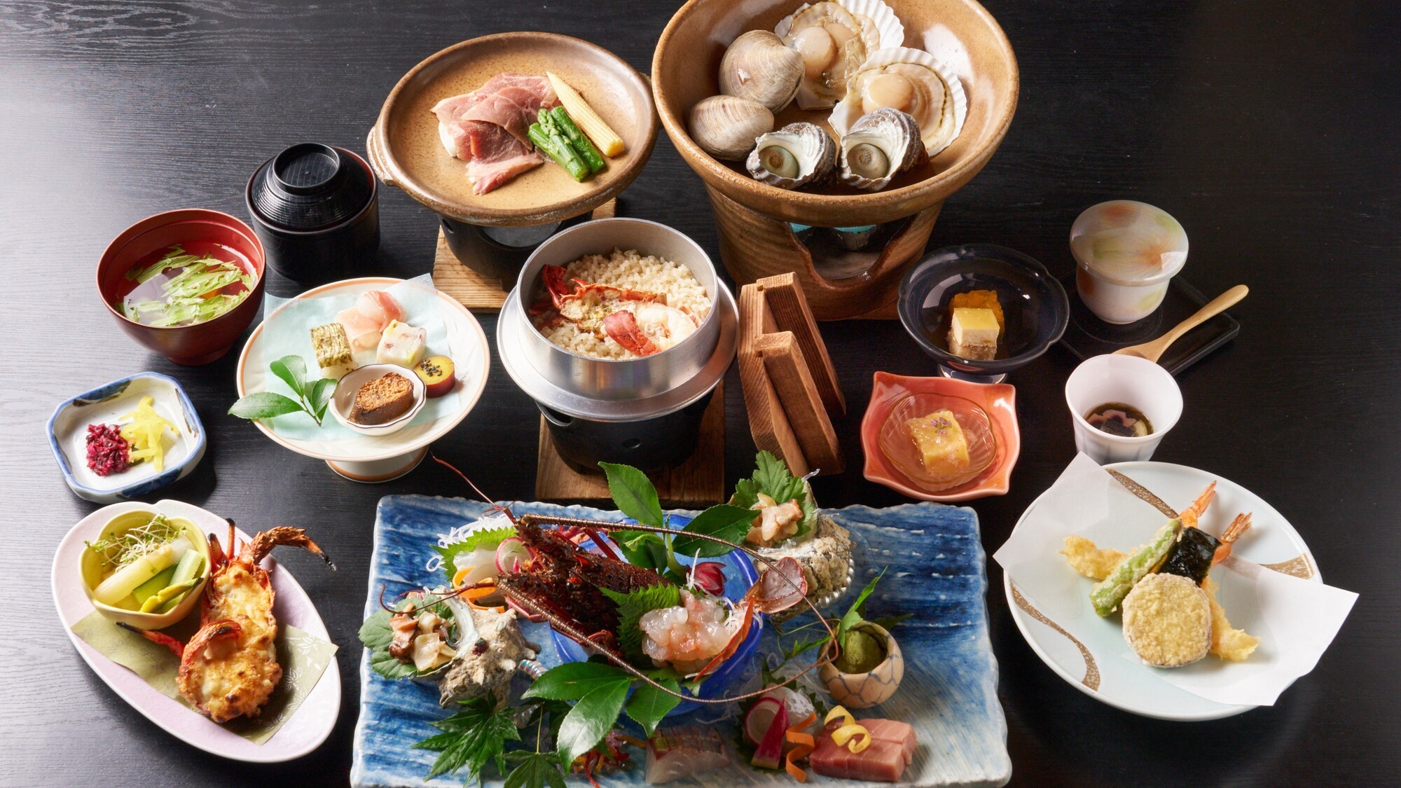 【若旦那おすすめ】〆には伊勢海老釜飯！海の幸たっぷりの豪華なお食事〈一泊夕朝食付〉