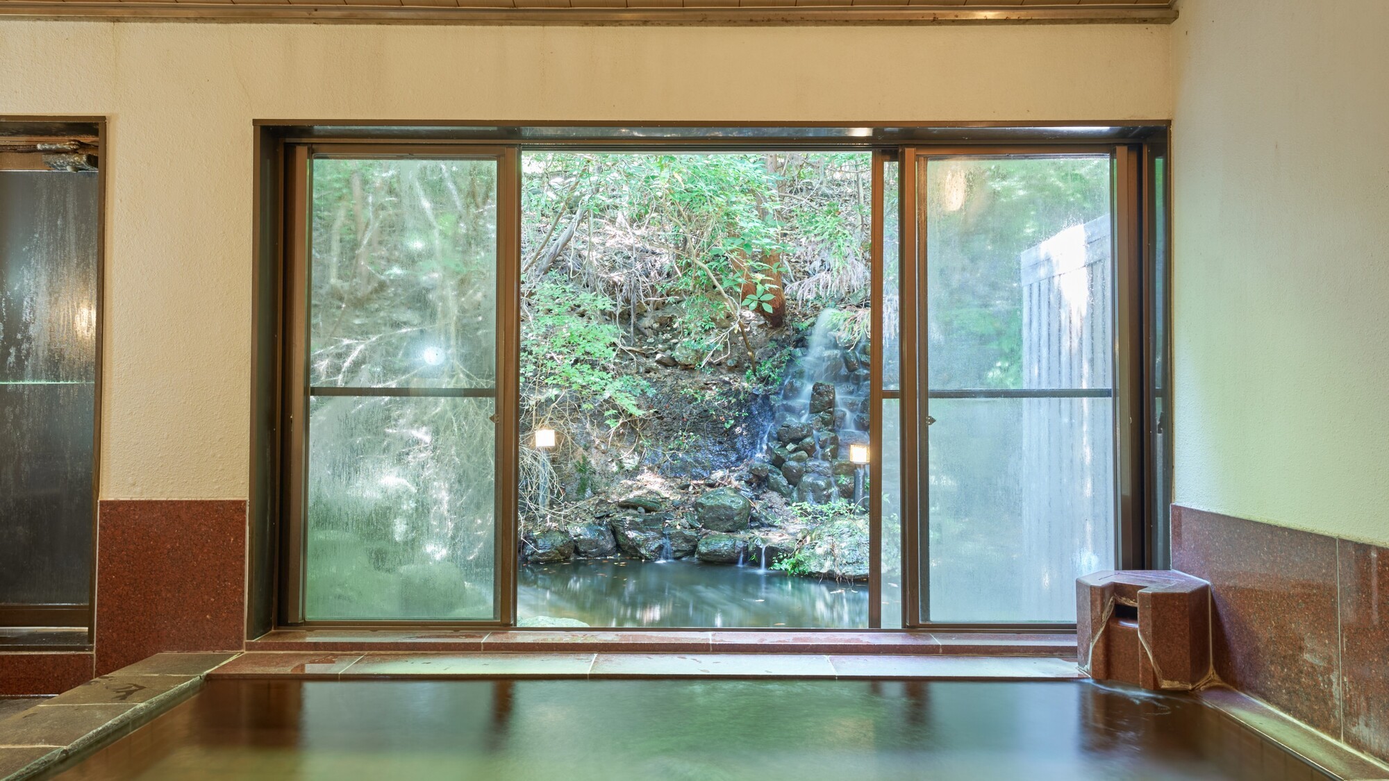 【大浴場】婦人「華の湯」