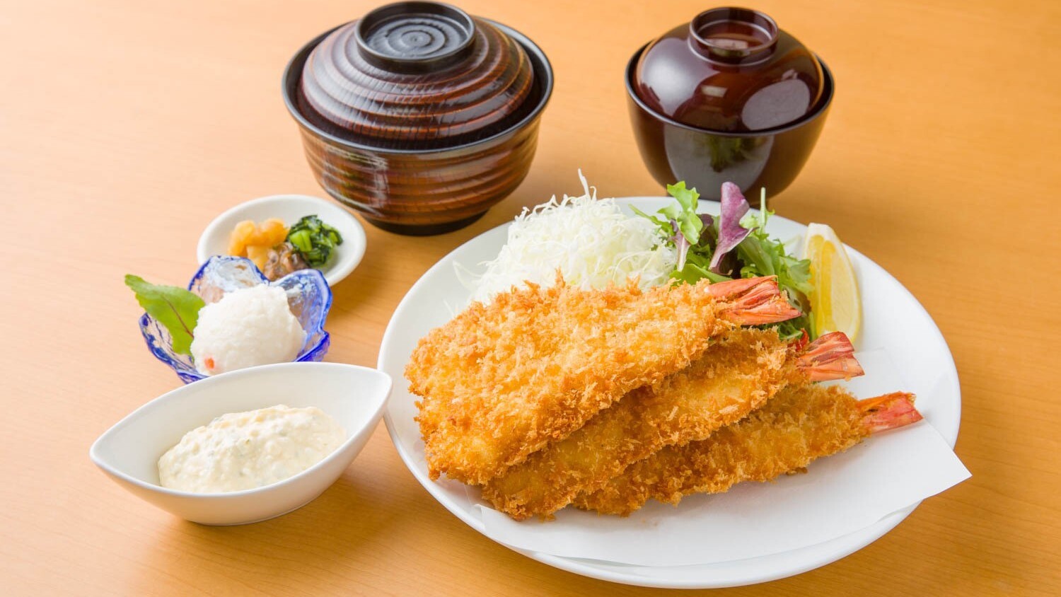 漣
