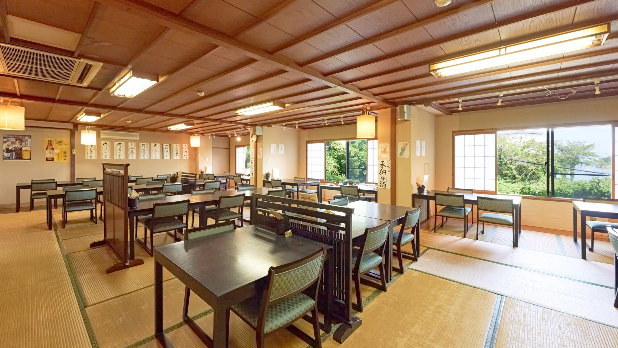 【レストラン会場】小浜荘自慢の料理