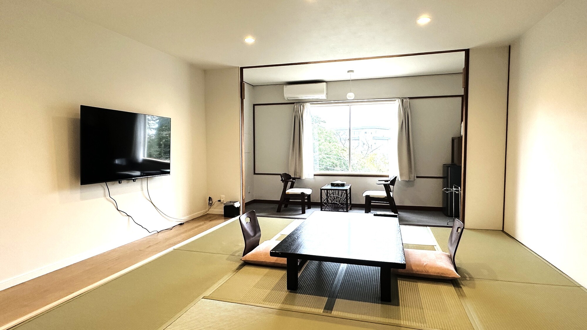 【和室10畳】バス・トイレ付（新館）