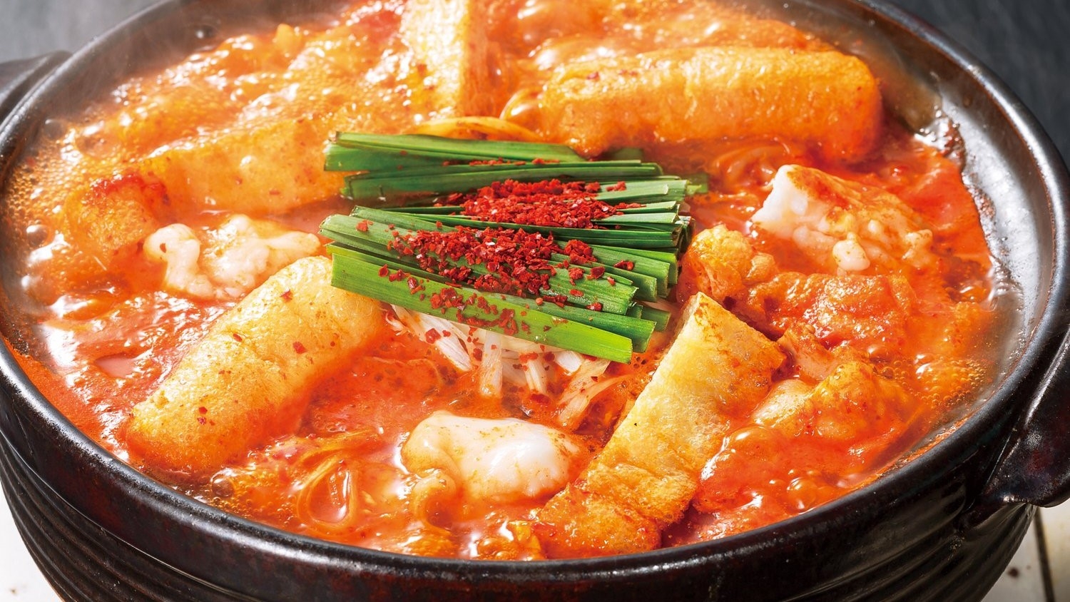 人気の〈赤から鍋〉を味わう！特別夕食コース付プラン　【朝食無料サービス】