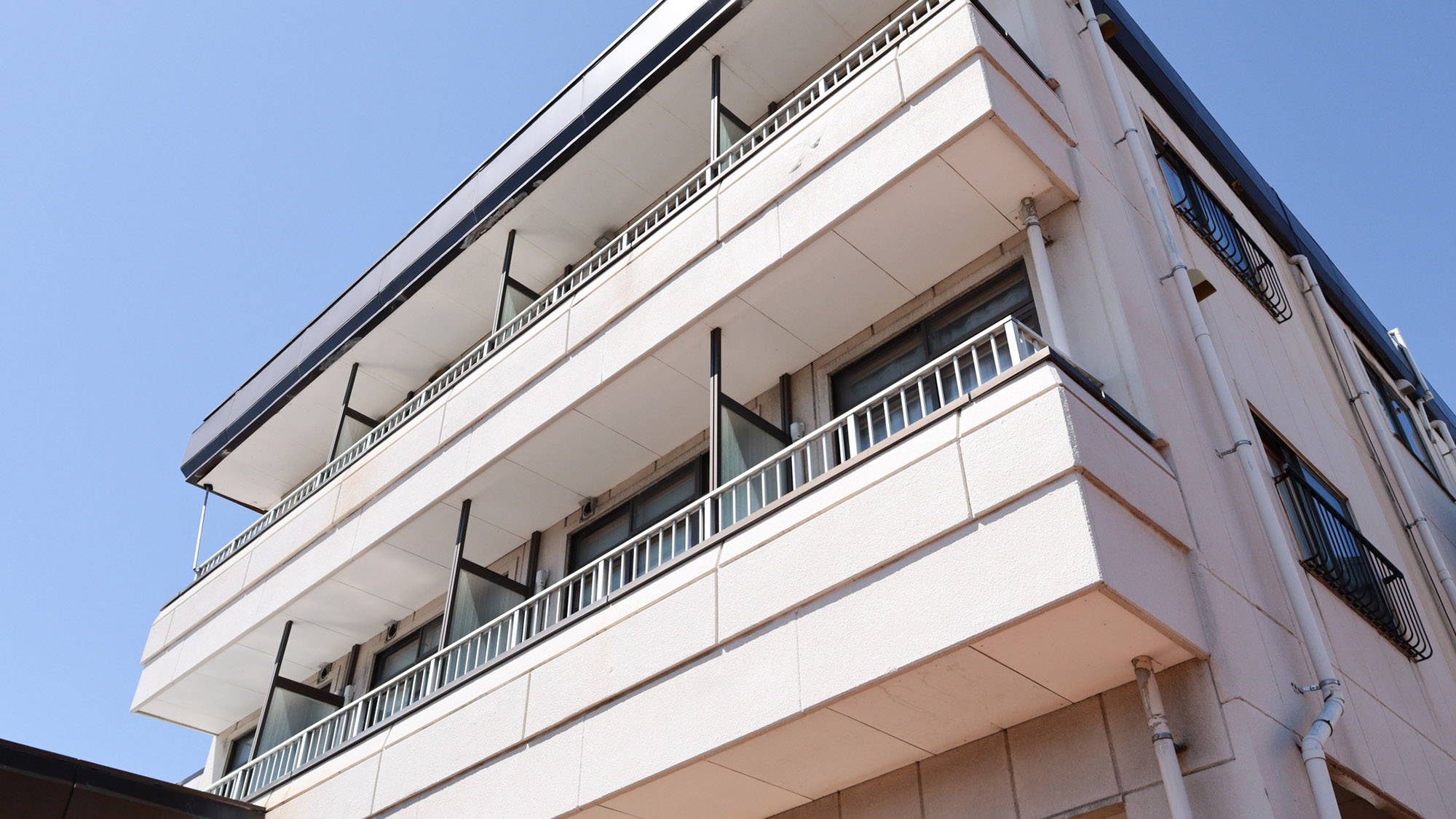 ・【外観】ビジネスはもちろん、釣りに、街歩きに、シングル、家族、カップル、仲間で気軽にご利用ください