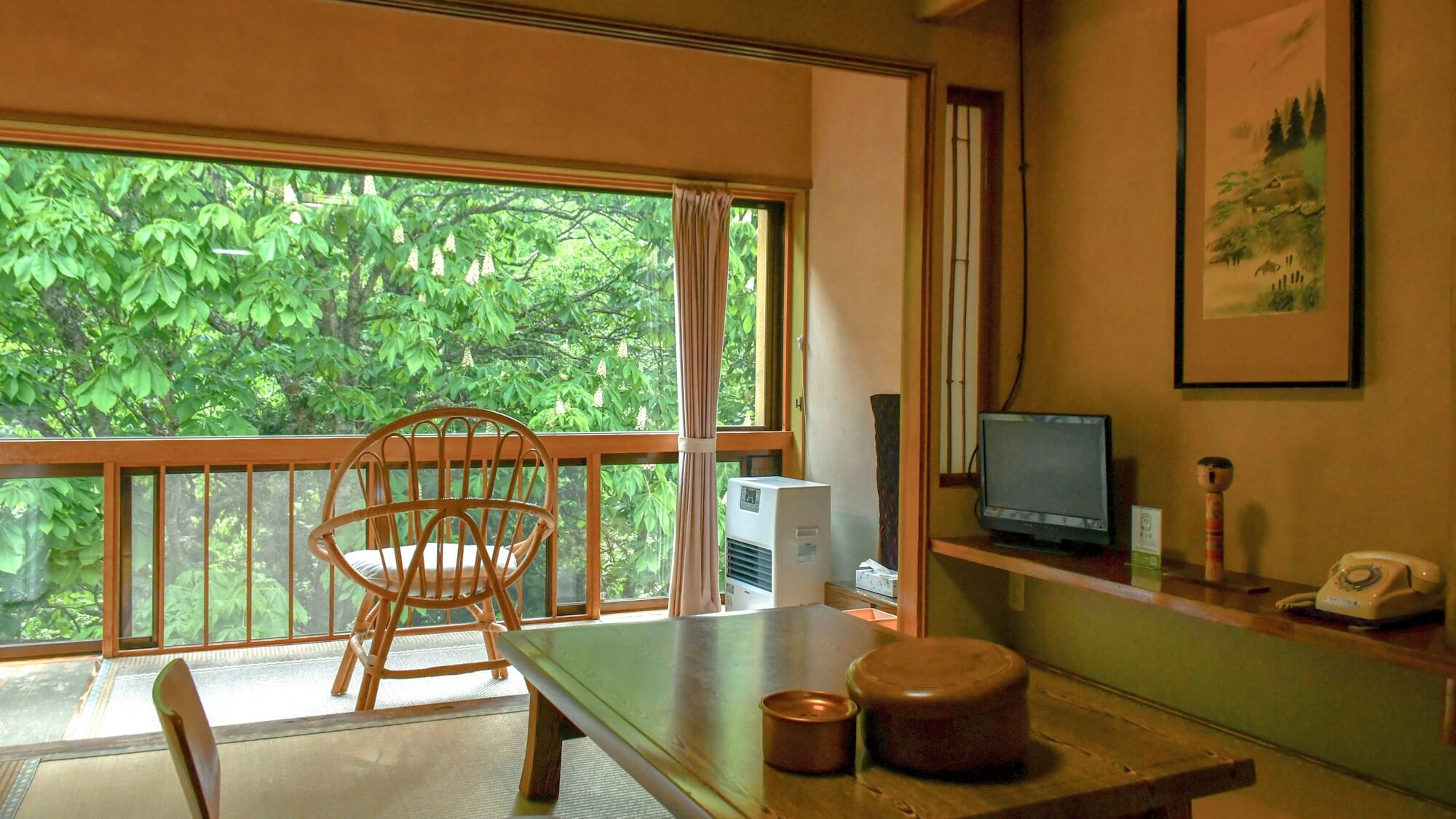 【リーズナブル6畳】コンパクトながらも機能的な昭和の和室様式のお部屋です。