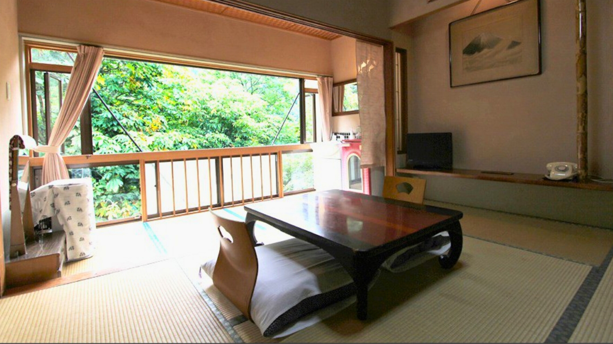 【渓谷館A-1お部屋一例】