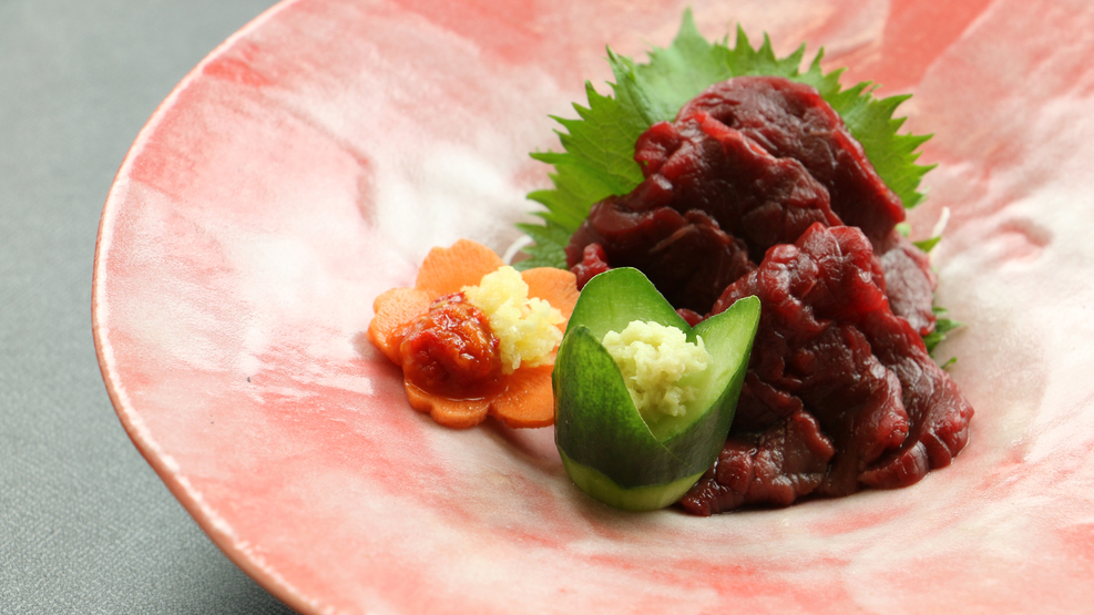 【グルメ三昧】〜和牛のステーキコース〜ご当地グルメを丸ごと堪能！ステーキ＆馬刺し＆蕎麦☆