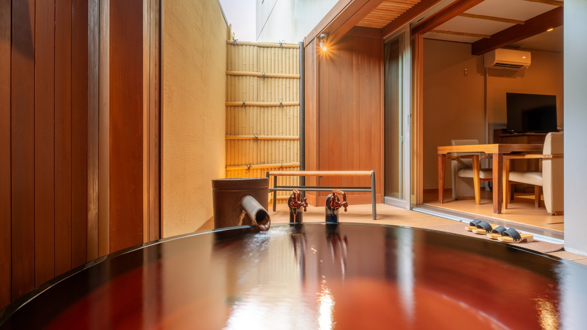 106【豊富LUXE】源泉かけ流し露天風呂付ツイン